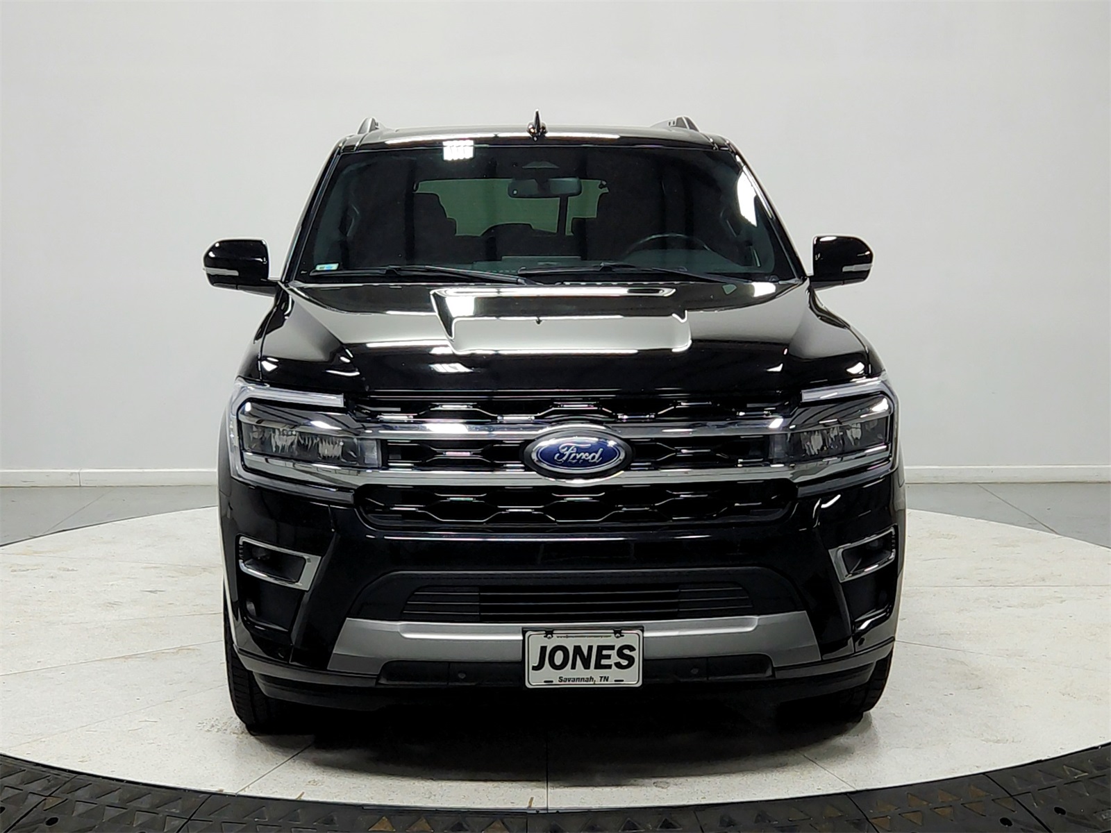 2024 Ford Expedition Limited photo 2