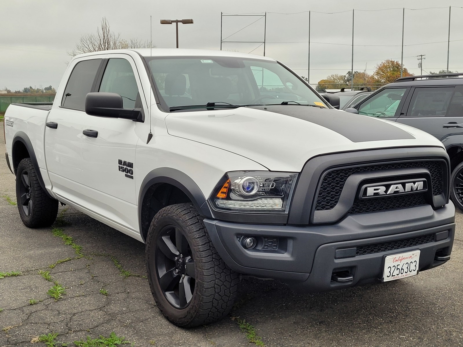 2020 Ram 1500 Classic Warlock photo 2