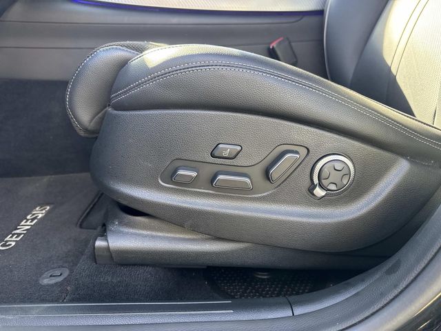 2024 Genesis GV70 Advanced 3.5T Sport Prestige photo 21