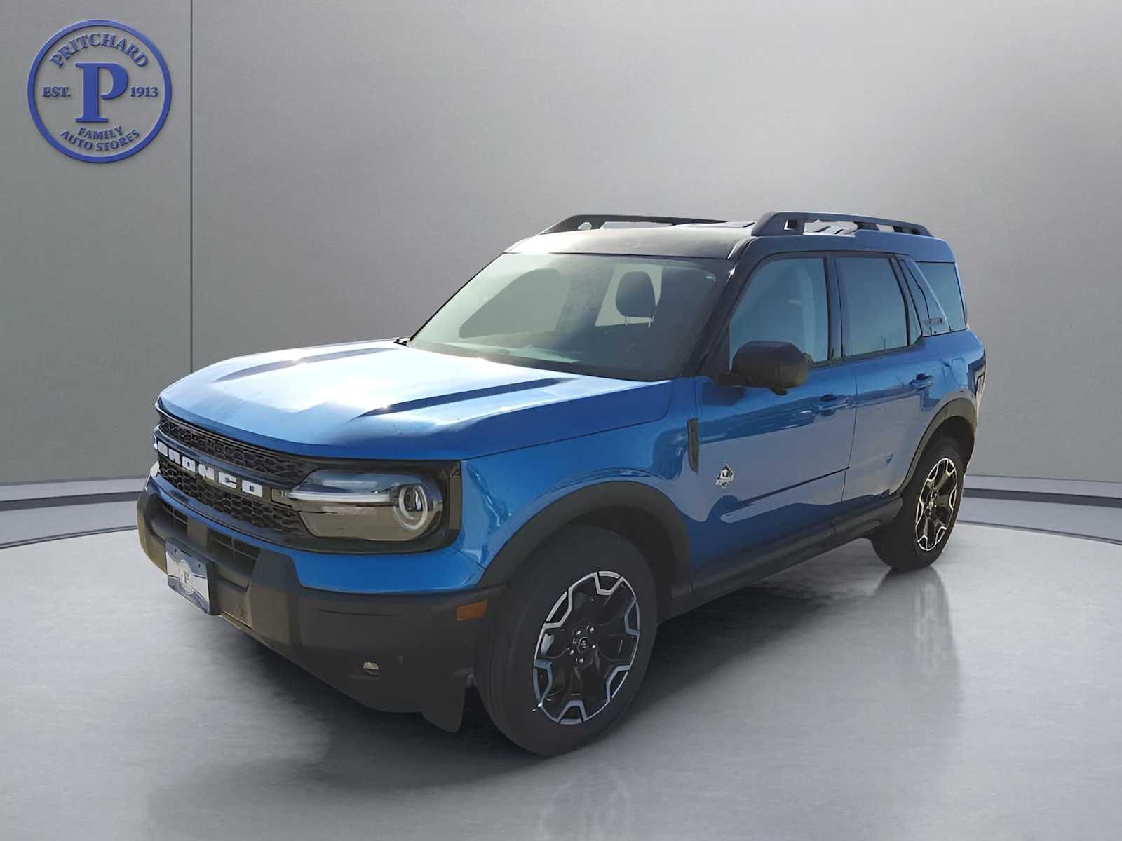2025 Ford Bronco Sport Outer Banks photo 2