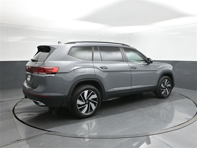 2025 Volkswagen Atlas SE Technology photo 15