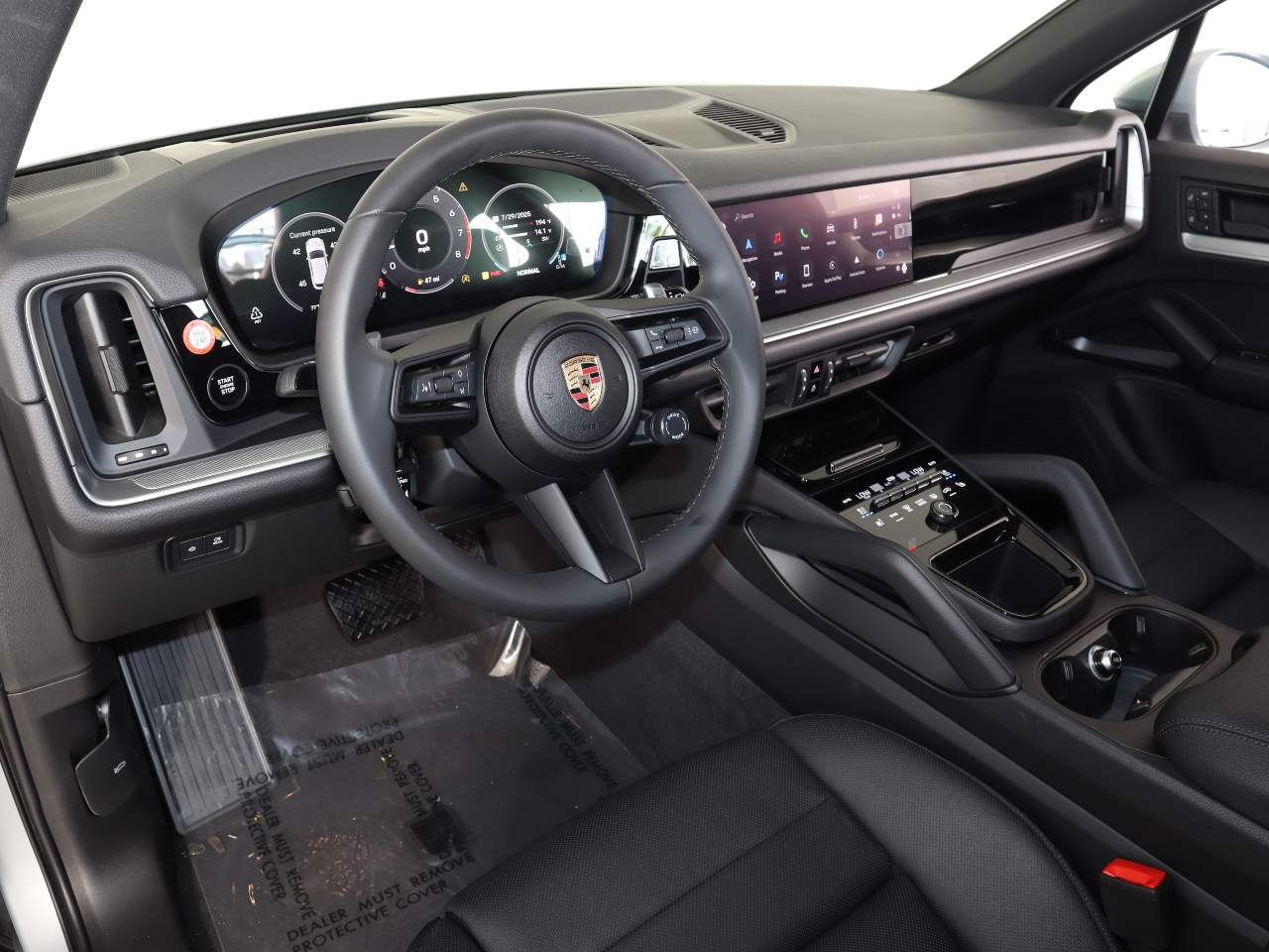 2025 Porsche Cayenne photo 4