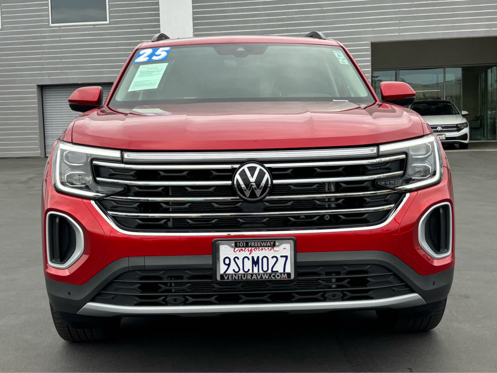 2025 Volkswagen Atlas SE Technology photo 6