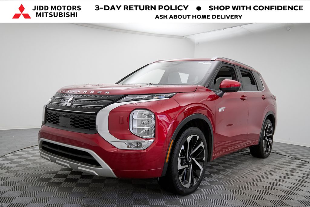 2023 Mitsubishi Outlander Plug-In Hybrid SEL's photo