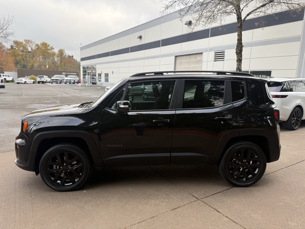 2022 Jeep Renegade Altitude photo 3