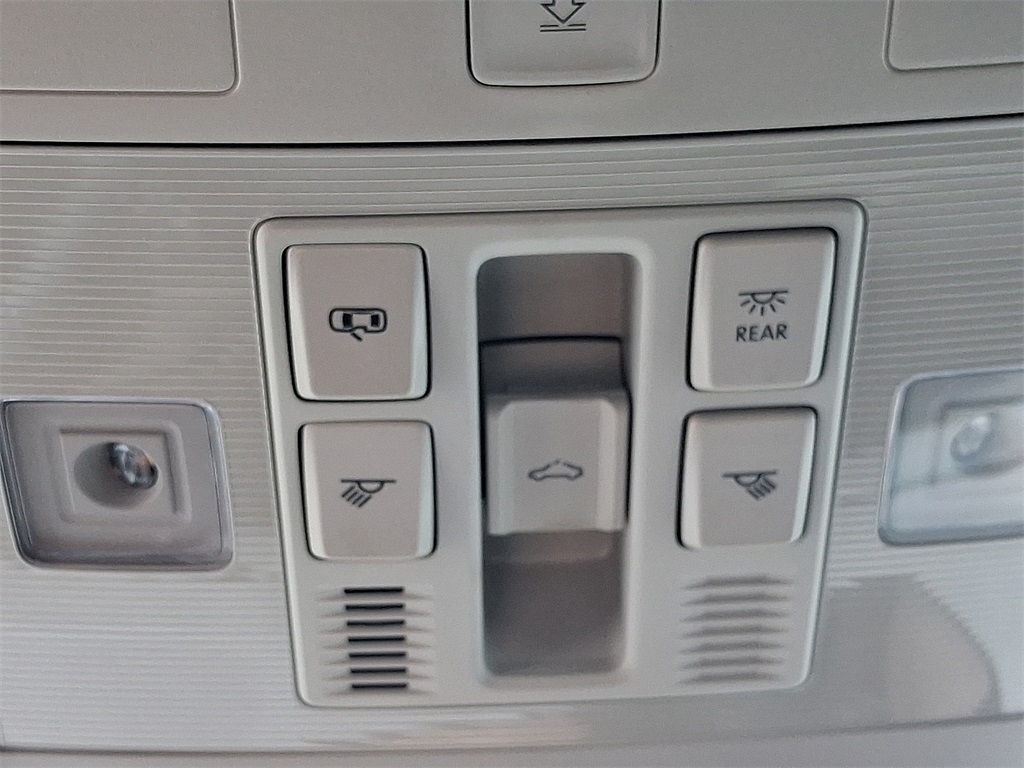 2022 Volkswagen Taos SEL photo 24