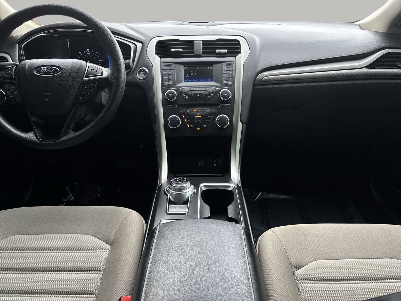 2018 Ford Fusion Hybrid S photo 13