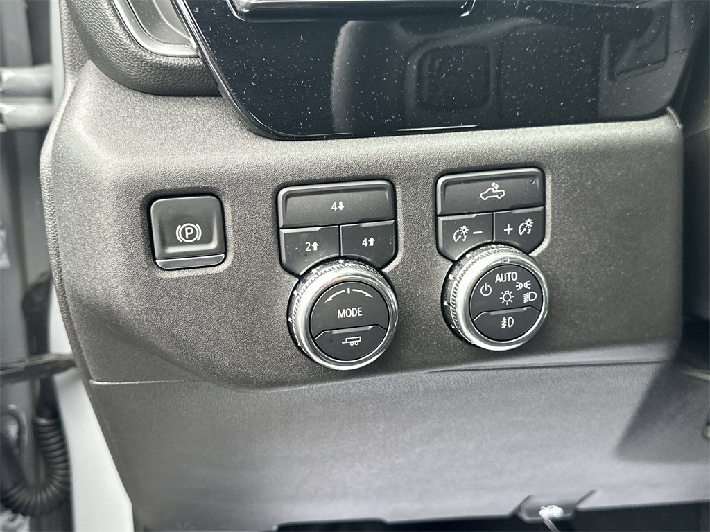2025 GMC SIERRA HD - Image 15