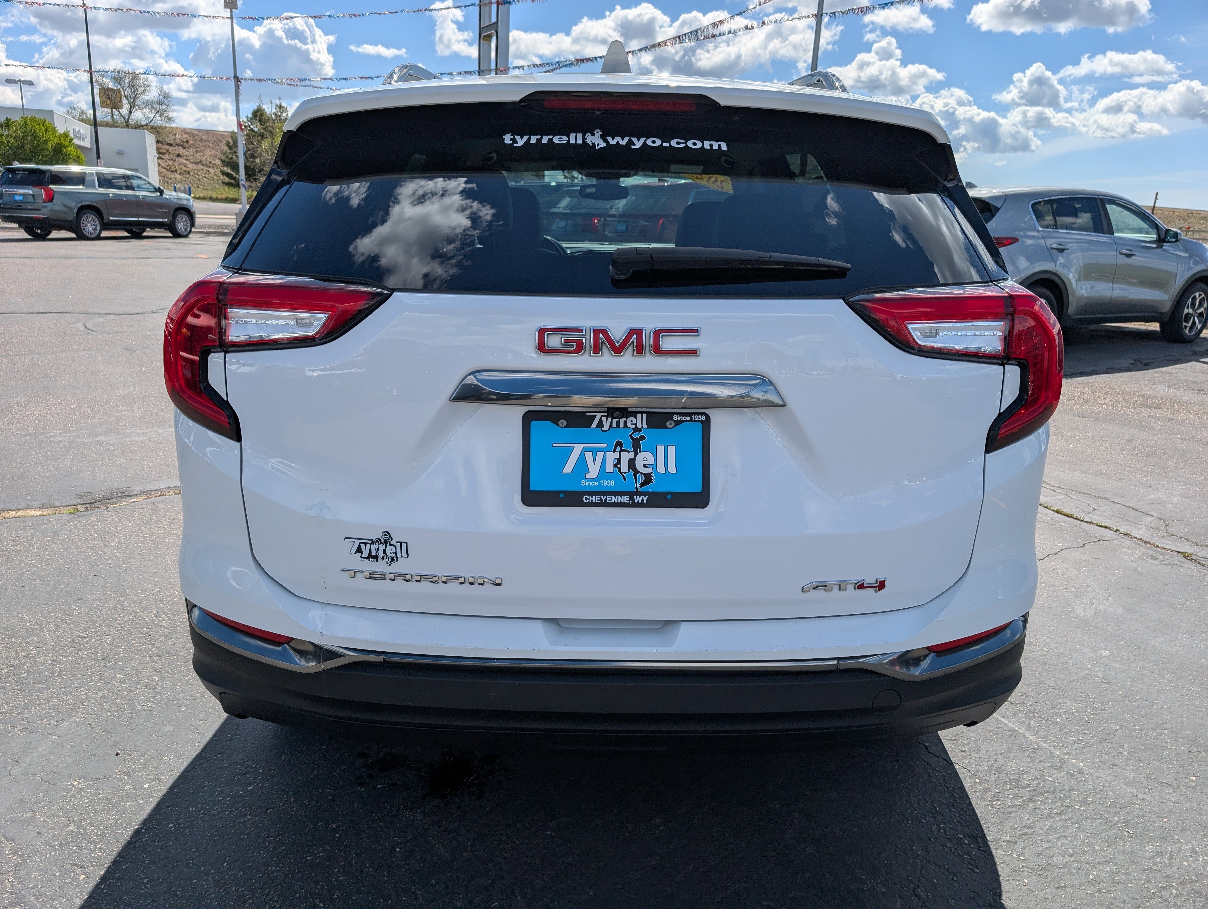 Used 2023 Summit White GMC AT4 image 4