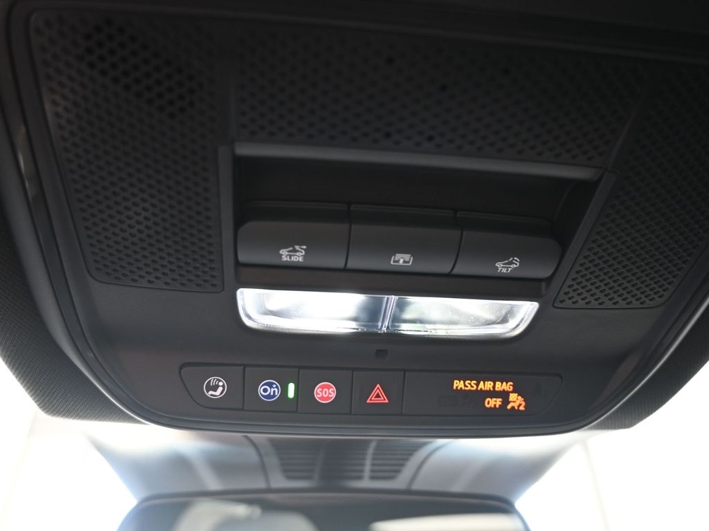 2024 Honda Prologue Touring photo 21