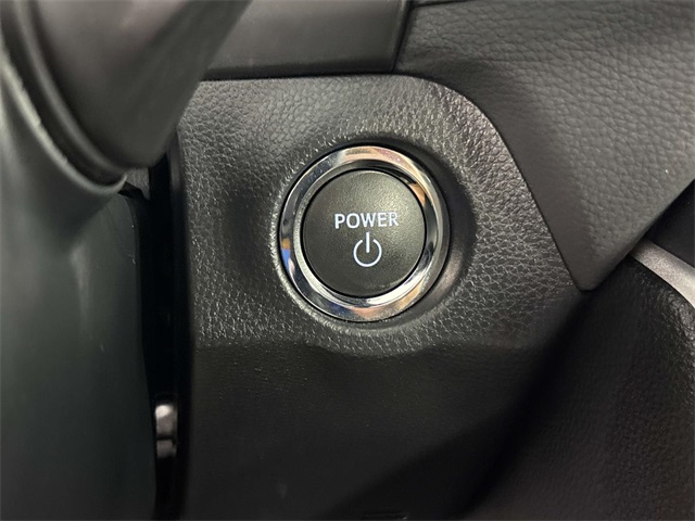 2024 Toyota RAV4 Hybrid XLE photo 22