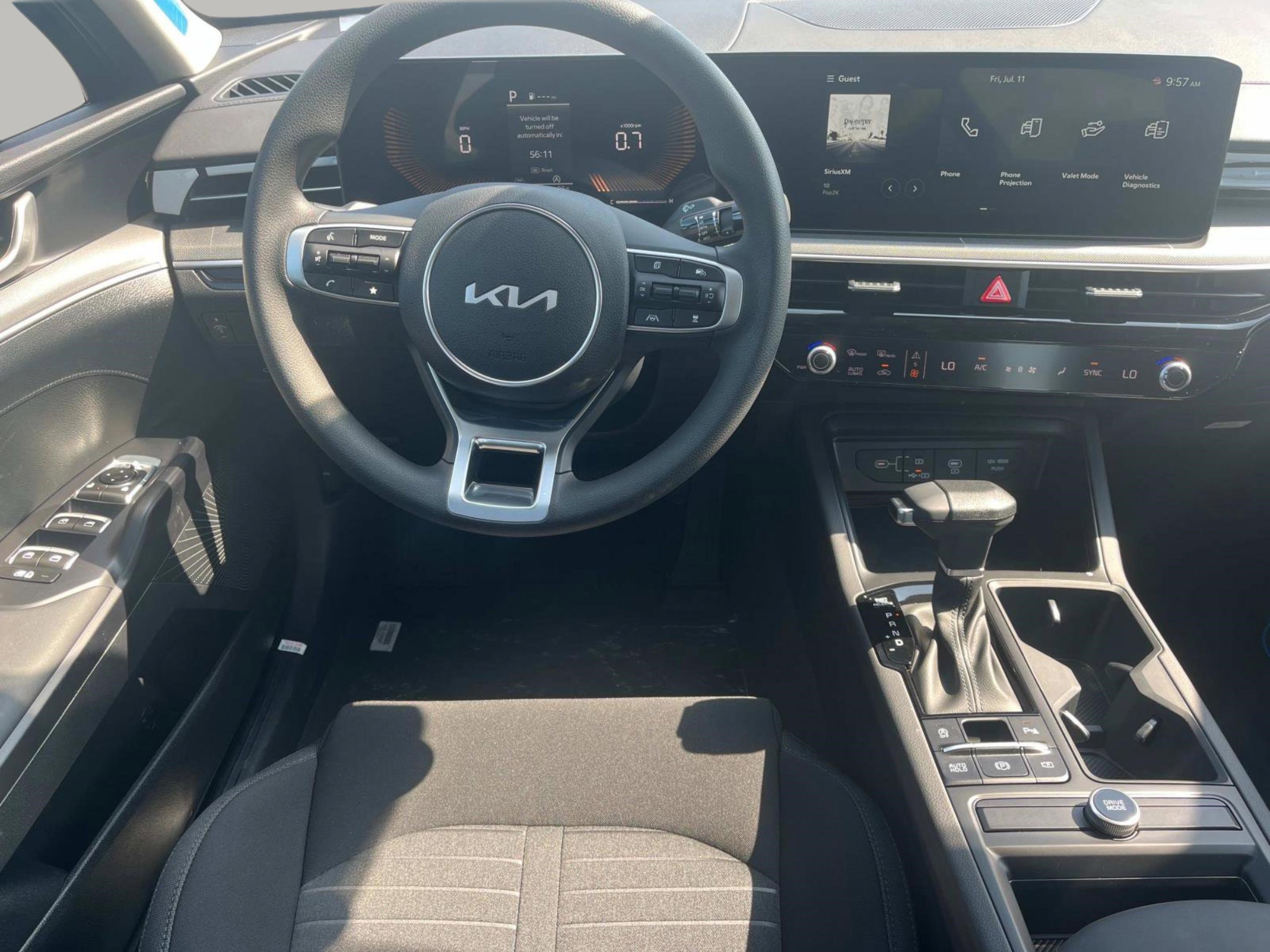2025 Kia K5 LXS photo 10