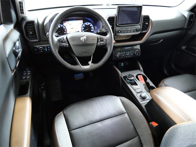2022 Ford Bronco Sport Outer Banks photo 4