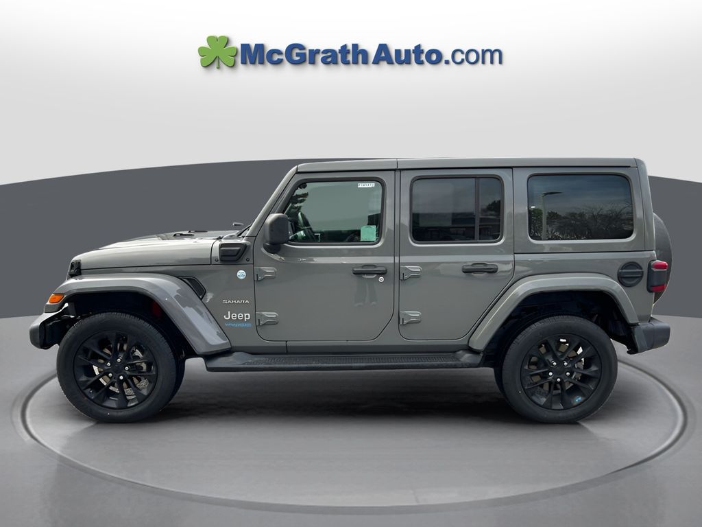 2022 Jeep Wrangler Unlimited Sahara 4xe photo 4