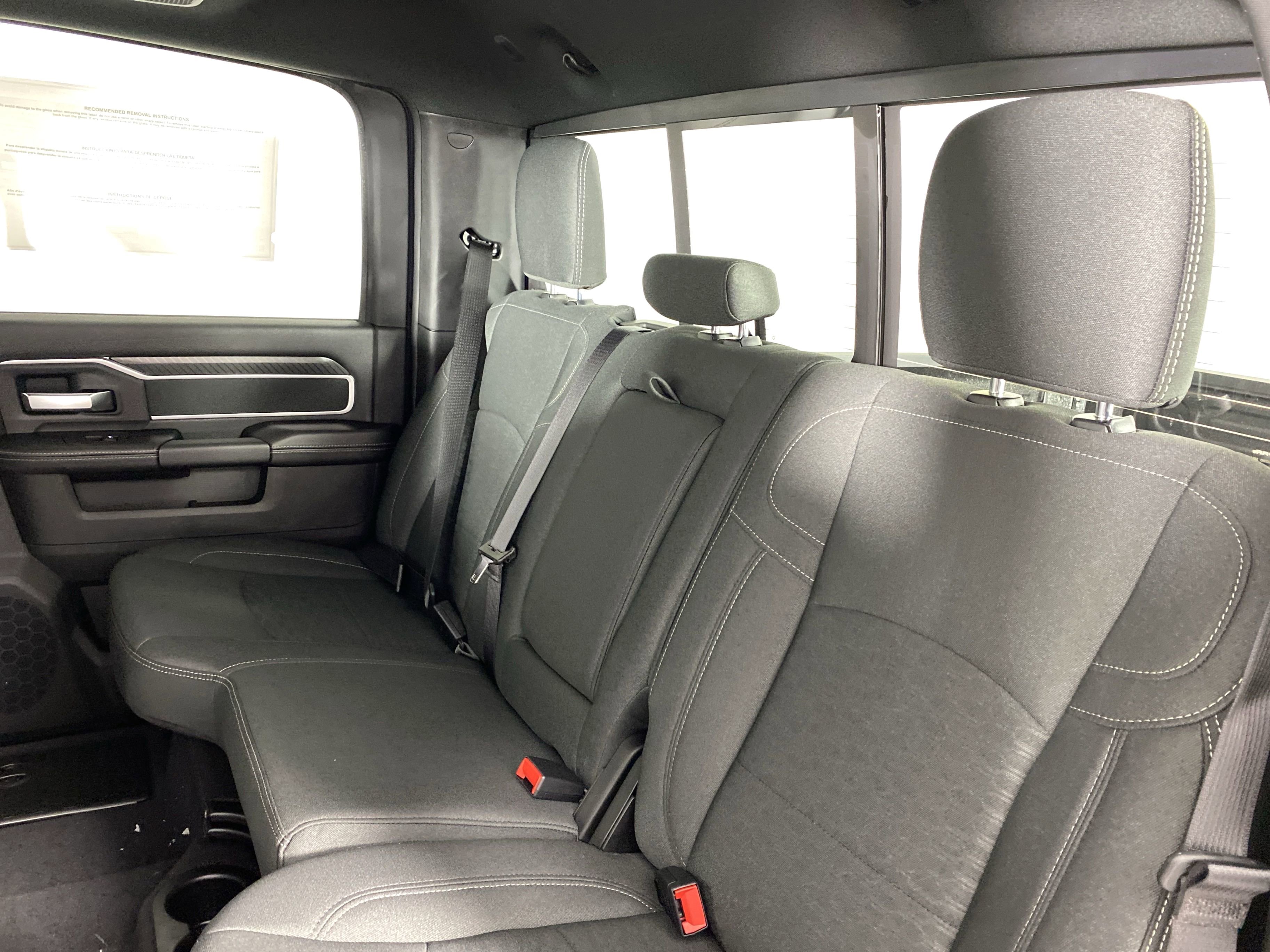 2025 Ram 2500 Big Horn photo 7