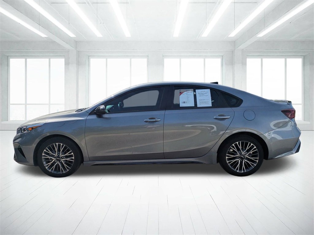 2023 Kia Forte GT-Line photo 6