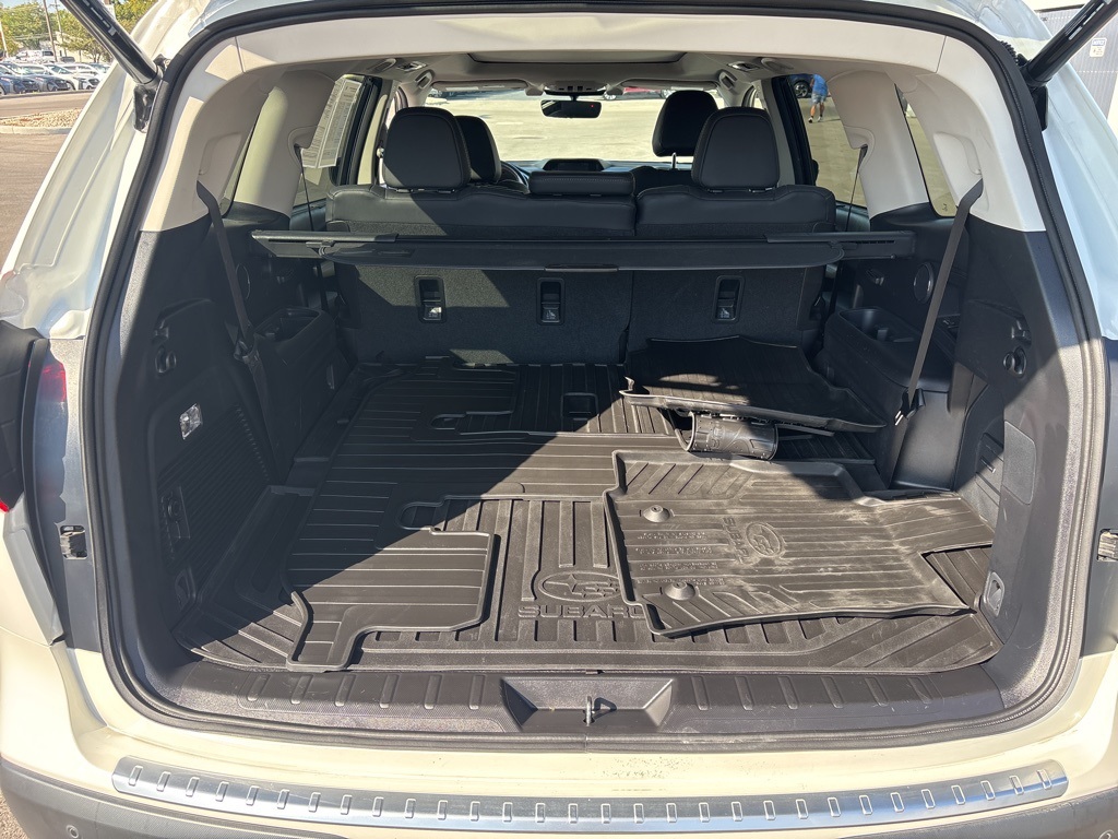 2022 Subaru Ascent Limited photo 24