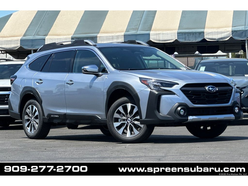 2025 Subaru Outback Touring's photo
