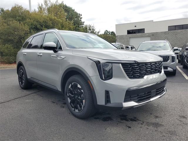2026 Kia Sorento S photo 3