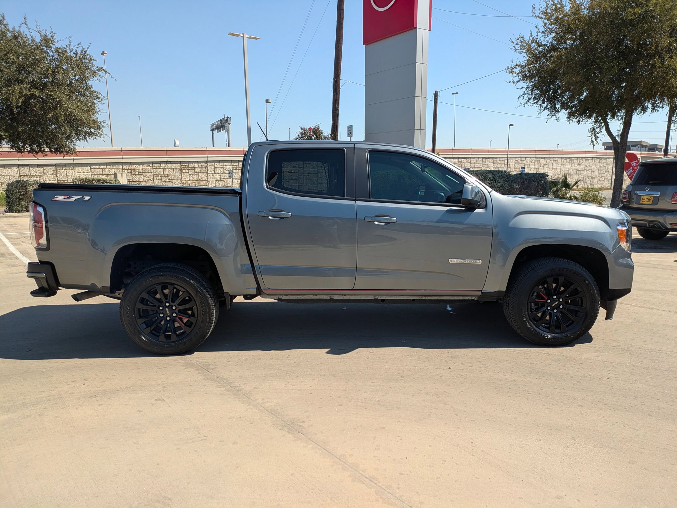 2022 Gmc Canyon Elevation photo 8