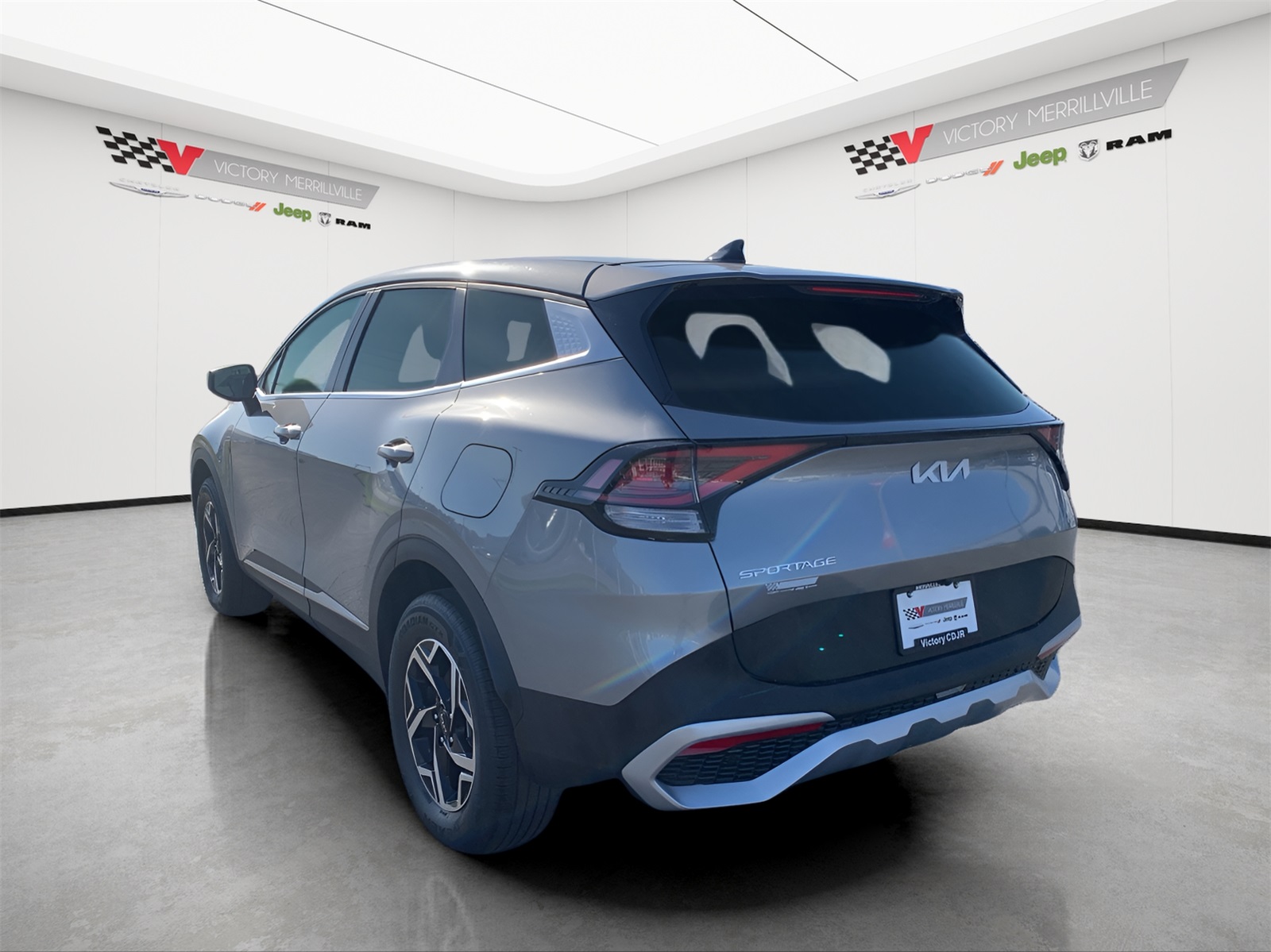 2024 Kia Sportage LX photo 3