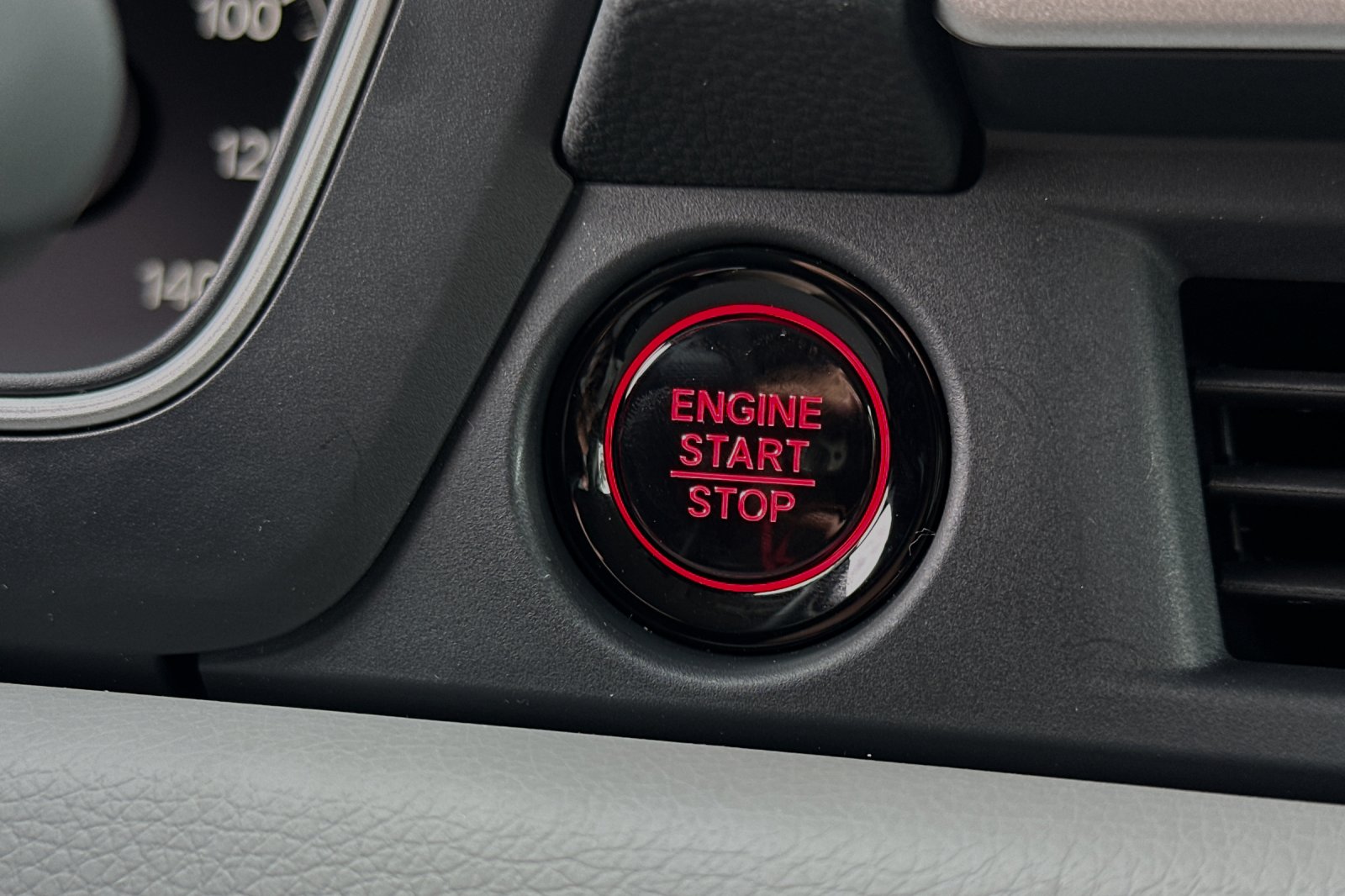 2025 Honda Pilot EX-L photo 25