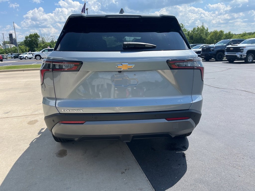 2026 Chevrolet Equinox LT photo 6