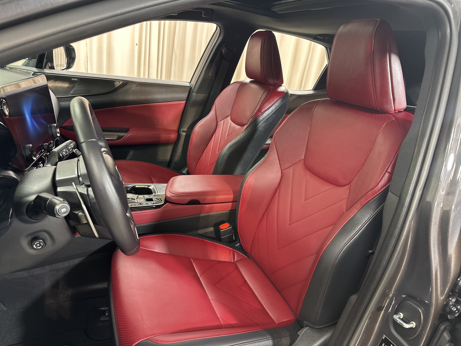 2024 Lexus NX 350 Luxury photo 4
