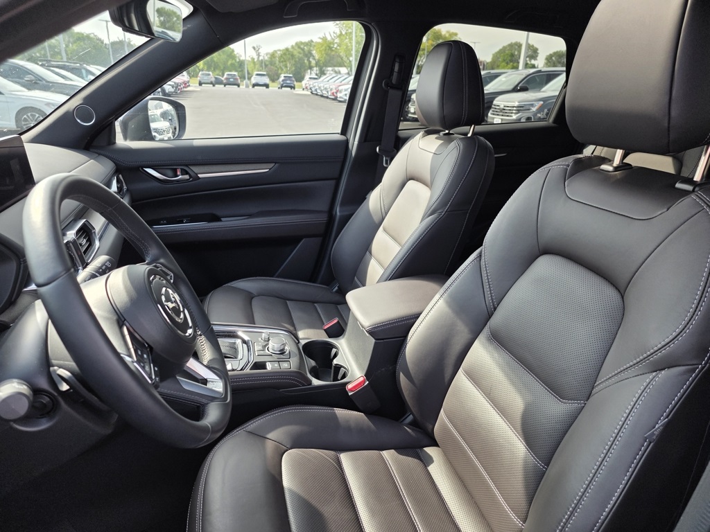 2025 Mazda CX-5 2.5 Turbo Signature photo 3