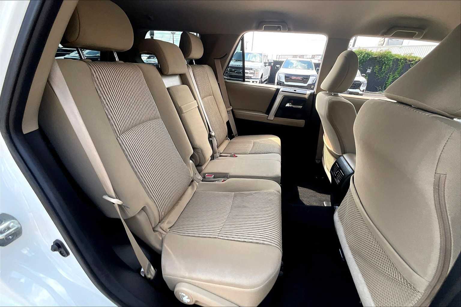 2023 Toyota 4Runner SR5 photo 18