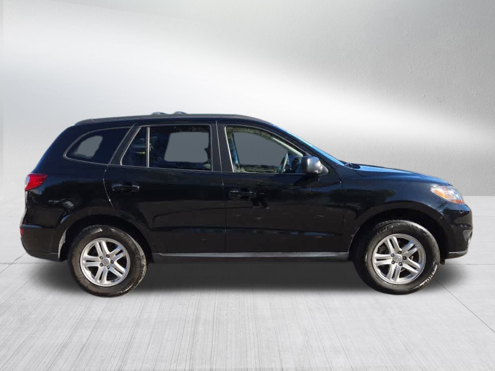 Used 2010 Hyundai Santa Fe GLS with VIN 5NMSG3AB0AH396647 for sale in Bloomington, Minnesota