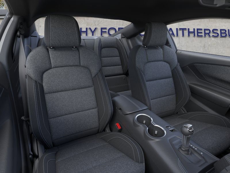 2025 Ford Mustang EcoBoost photo 10