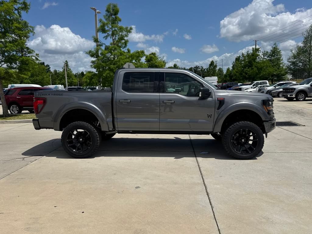 2024 Ford F-150 XLT photo 2