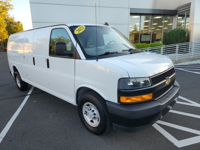 2022 Chevrolet Express Cargo Work Van's photo