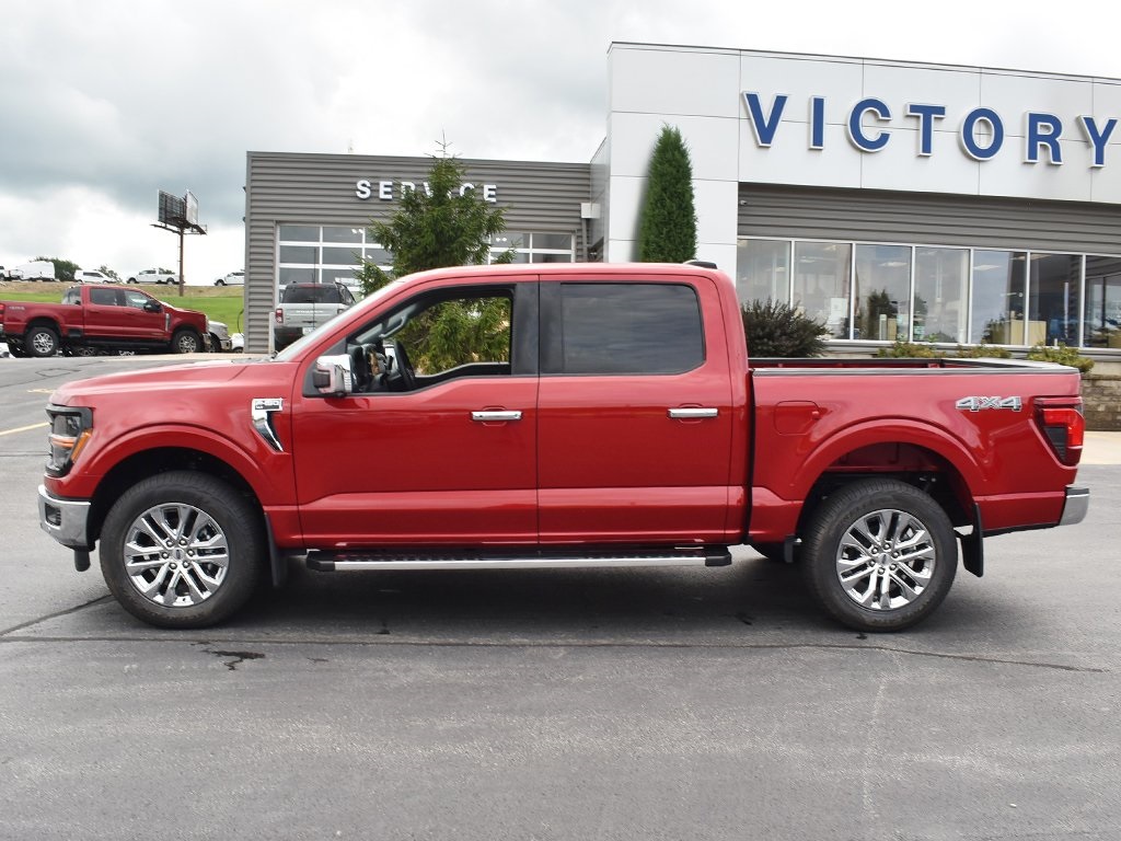 2025 Ford F-150 XLT photo 2