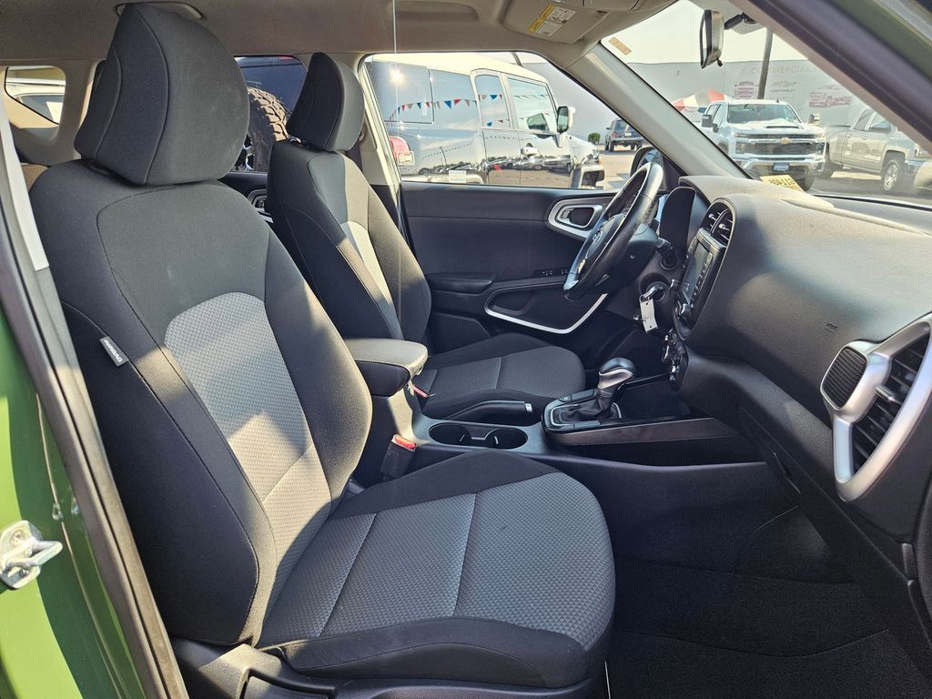 2020 Kia Soul X-Line photo 29