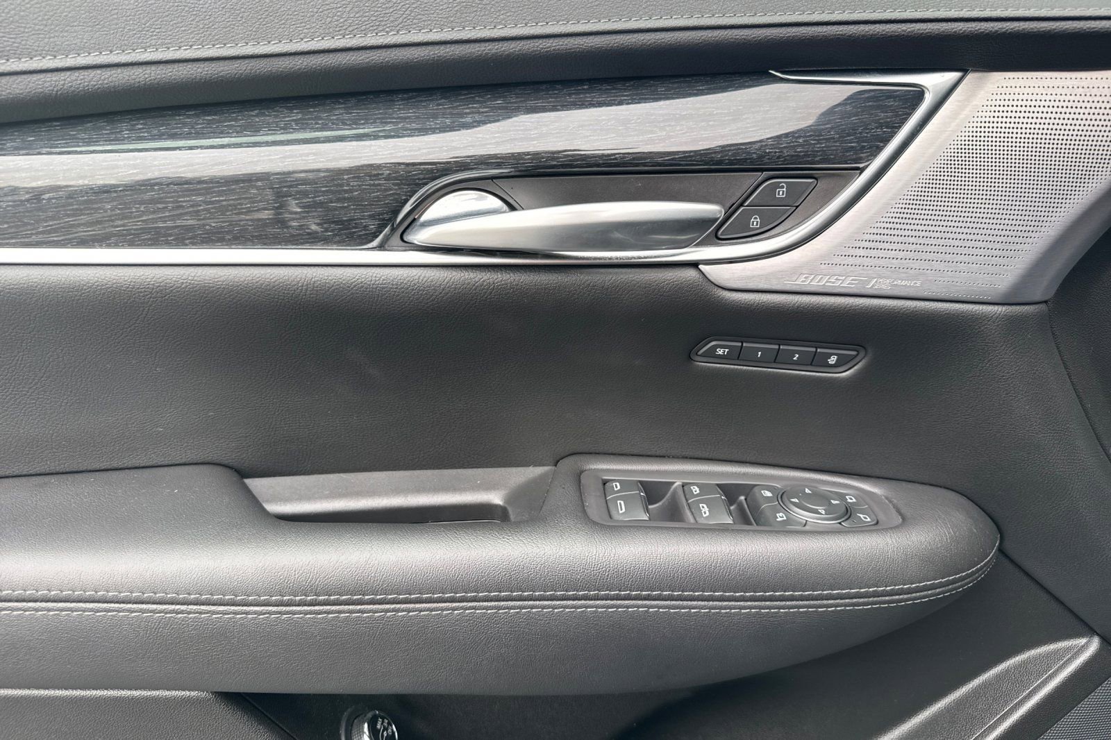 2022 Cadillac XT5 Premium Luxury photo 9