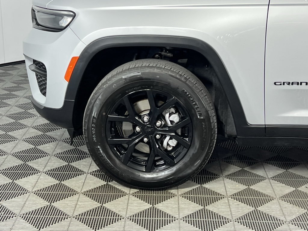2024 Jeep Grand Cherokee Altitude X photo 8