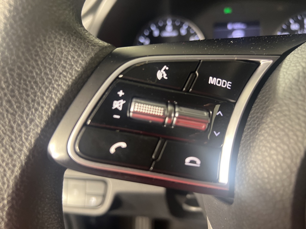 2021 Kia Seltos LX photo 12