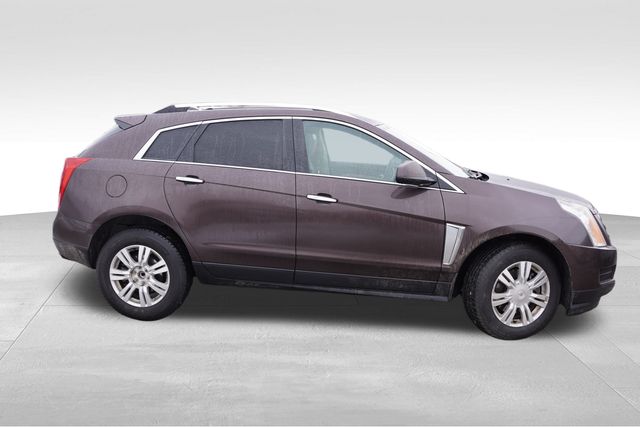 Used 2016 Cadillac SRX Luxury Collection with VIN 3GYFNBE31GS547642 for sale in Lakeville, MN