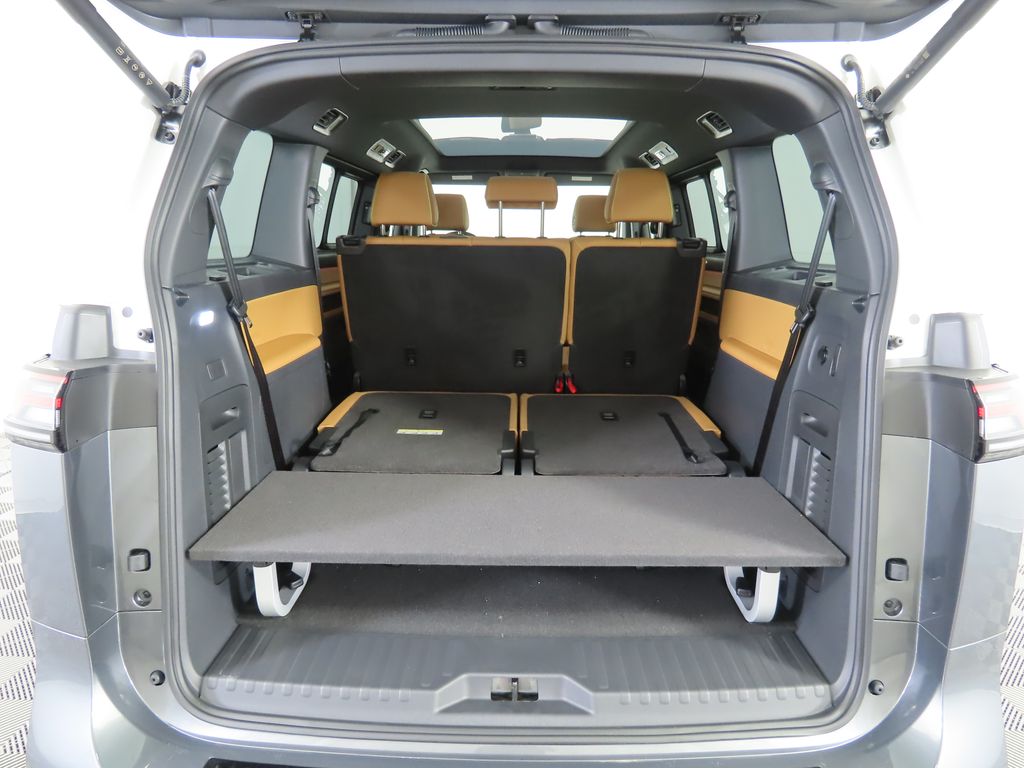 2025 Volkswagen ID. Buzz Pro Plus photo 24