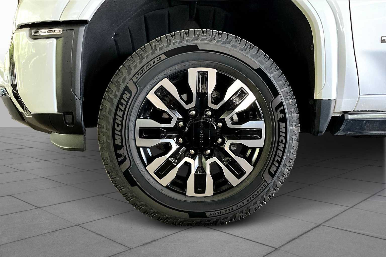 2025 Gmc Sierra HD Denali Ultimate photo 8