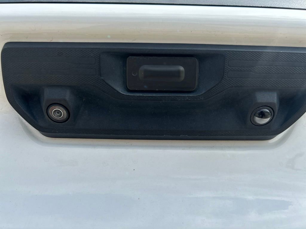 2022 Chevrolet Silverado 1500 LTZ photo 7