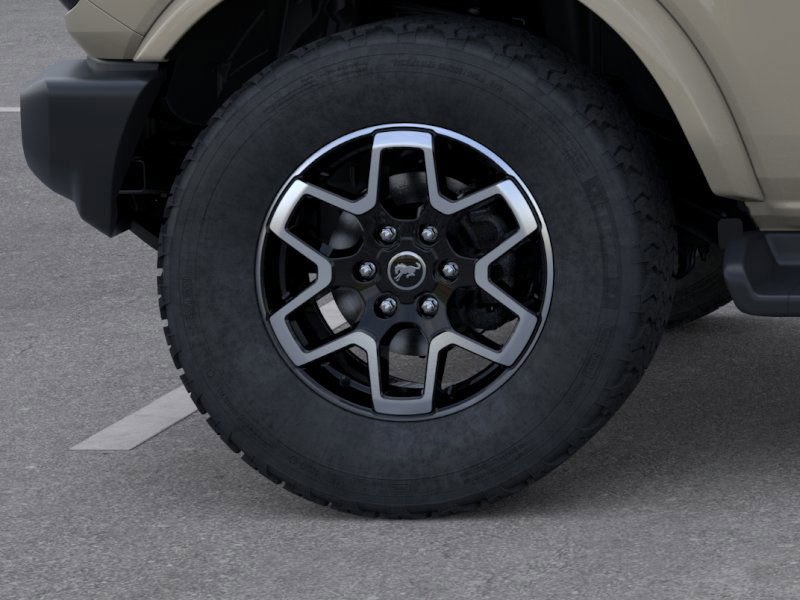 2025 Ford Bronco Outer Banks photo 18