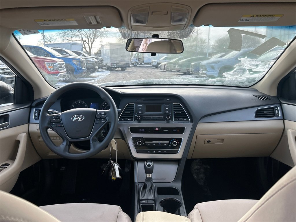 2017 HYUNDAI SONATA - Image 27