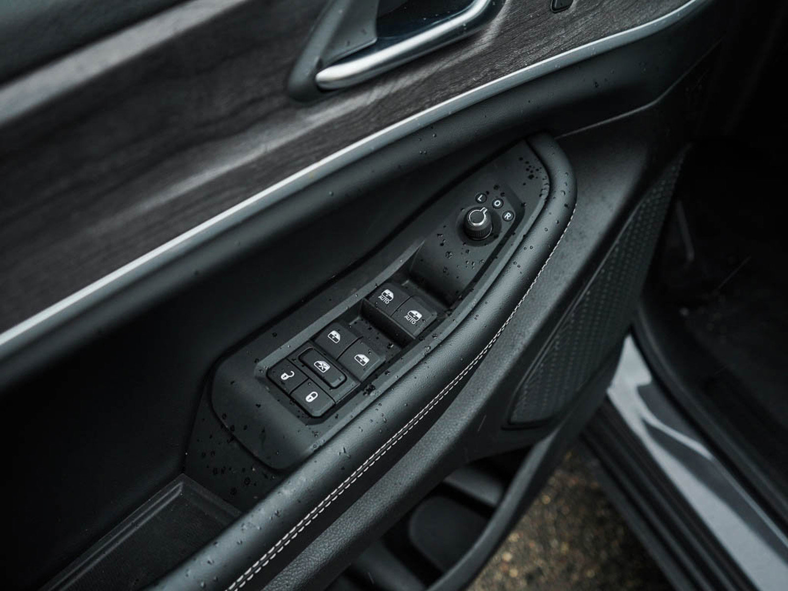 2025 Jeep Grand Cherokee Limited photo 19