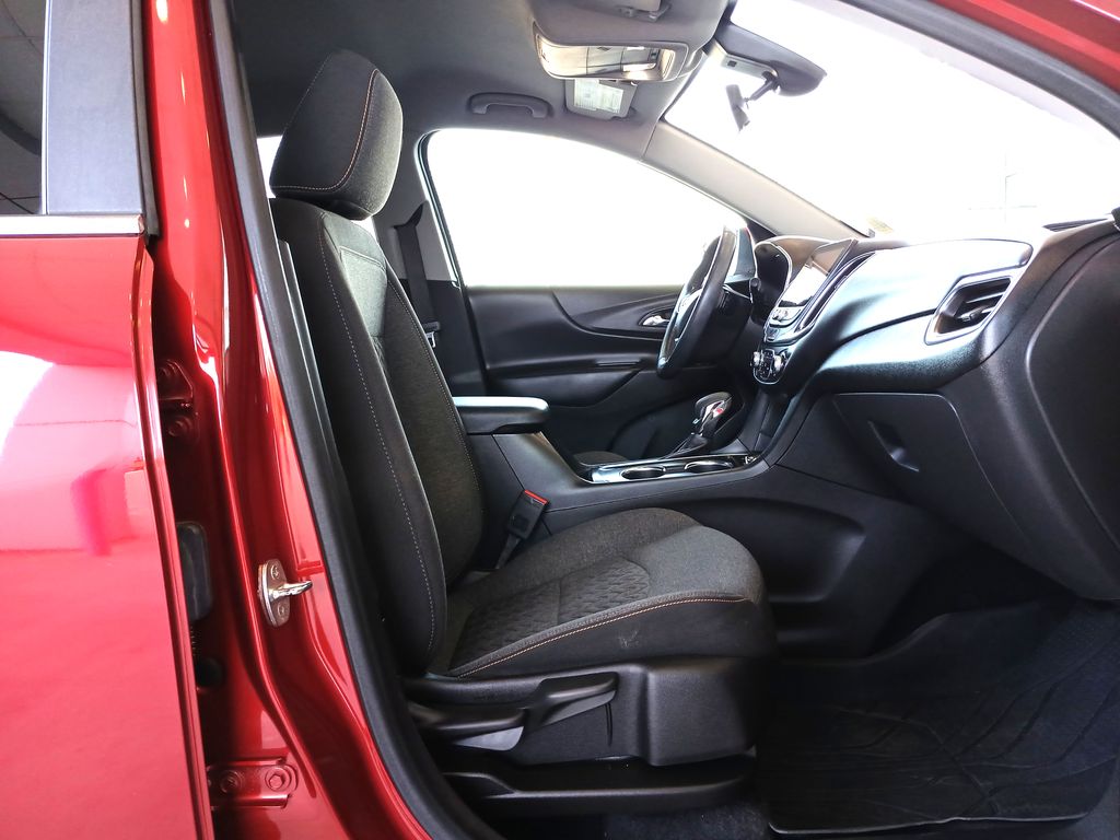 2022 Chevrolet Equinox LT photo 28