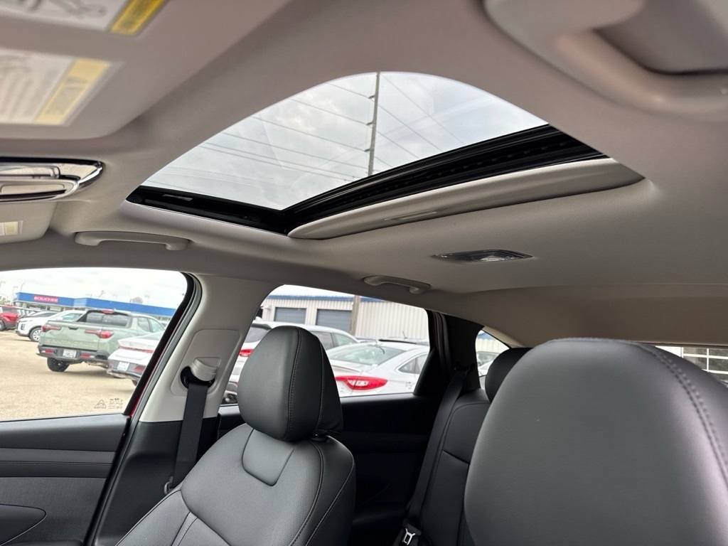 2025 Hyundai Tucson SEL Convenience photo 3