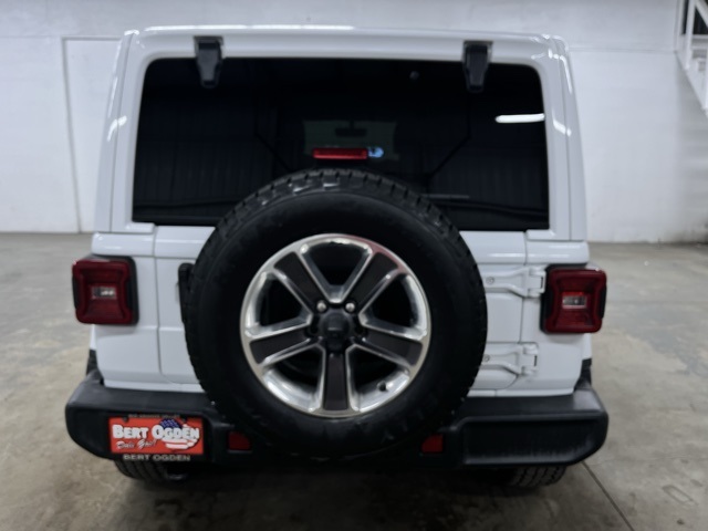 2021 Jeep Wrangler Unlimited Sahara photo 6