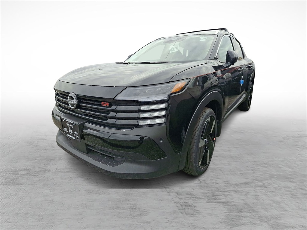 2026 Nissan Kicks SR photo 3